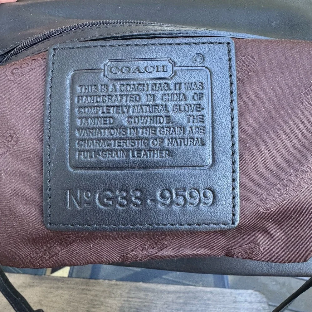 Vintage Y2K Coach Leather Crossbody Bag